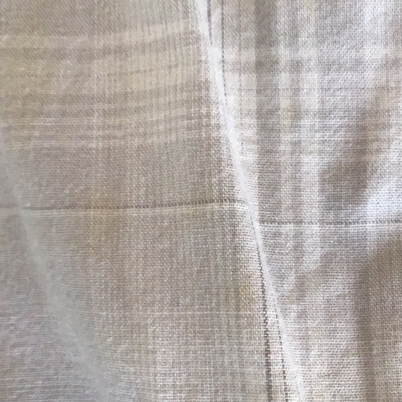 Calvin Klein White Flat Front Shorts for Summer - Picture 6 of 6